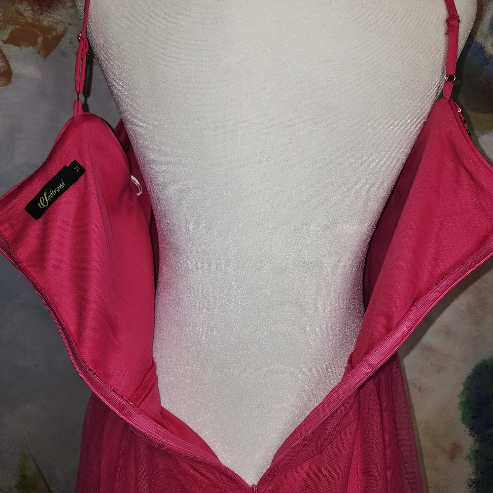 NWOT Wedtrend Sequin Off Shoulder W Adjustable Spagetti Straps with Tulle Skirt - Picture 7 of 9